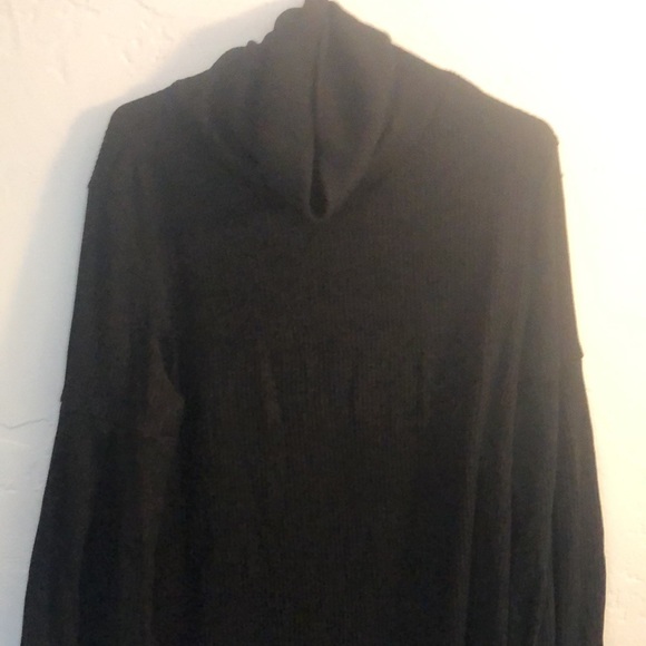 Long sleeve Dress - Picture 3 of 7